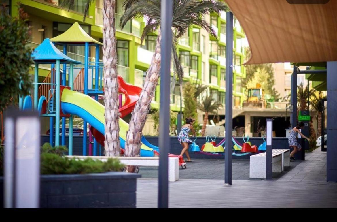 Bea Apartament On The Beach -Mamaia Nord Năvodari Esterno foto